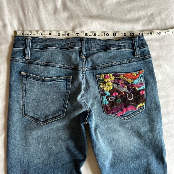 BD by Bella Dahl Blue Western Boot Cut Jeans with Embroidered Boho Size 26 - Picture 10 of 16